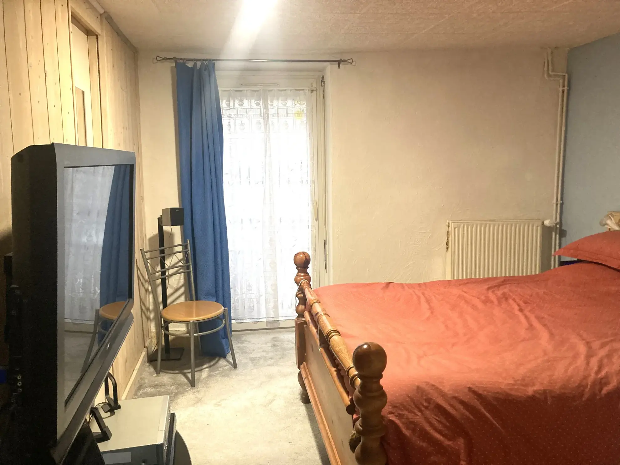 Vente maison de ville à Tenay - 118 m² sur 5 niveaux avec garage et jardin 