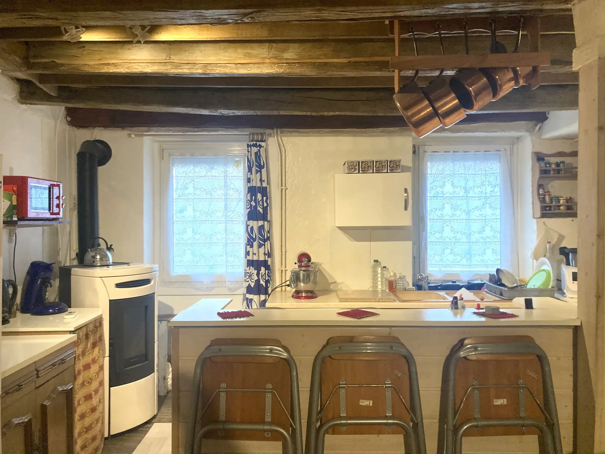 Vente maison de ville à Tenay - 118 m² sur 5 niveaux avec garage et jardin 
