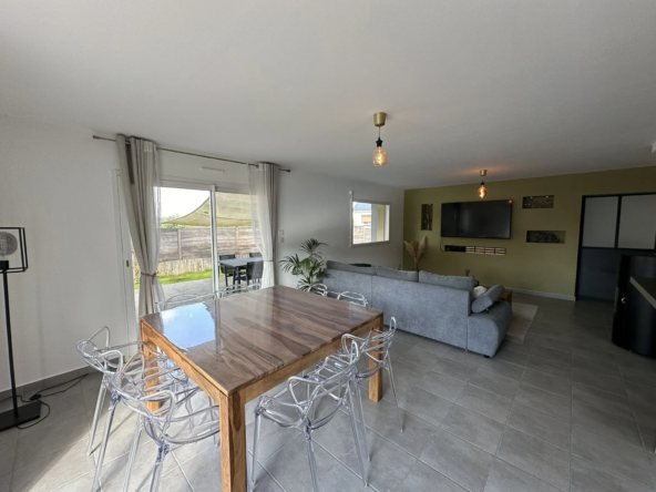 Maison de plain-pied à vendre à Saint-Barthélemy - 3 chambres, 907 m² 