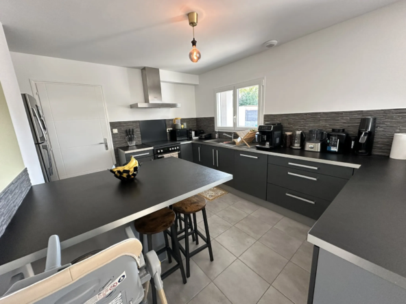 Maison de plain-pied à vendre à Saint-Barthélemy - 3 chambres, 907 m² 