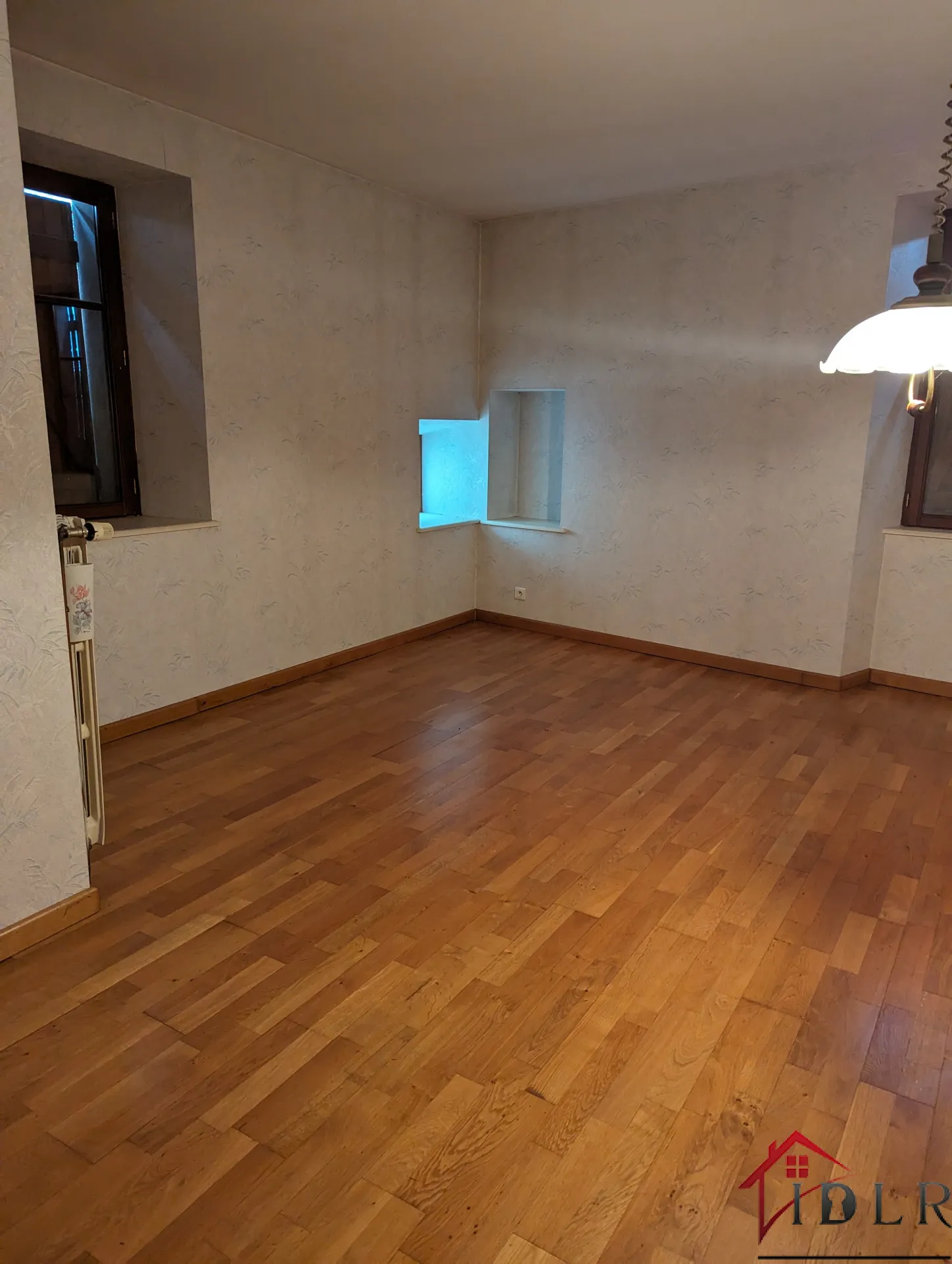 Maison de caractère à vendre à Gy (70) avec grand garage 