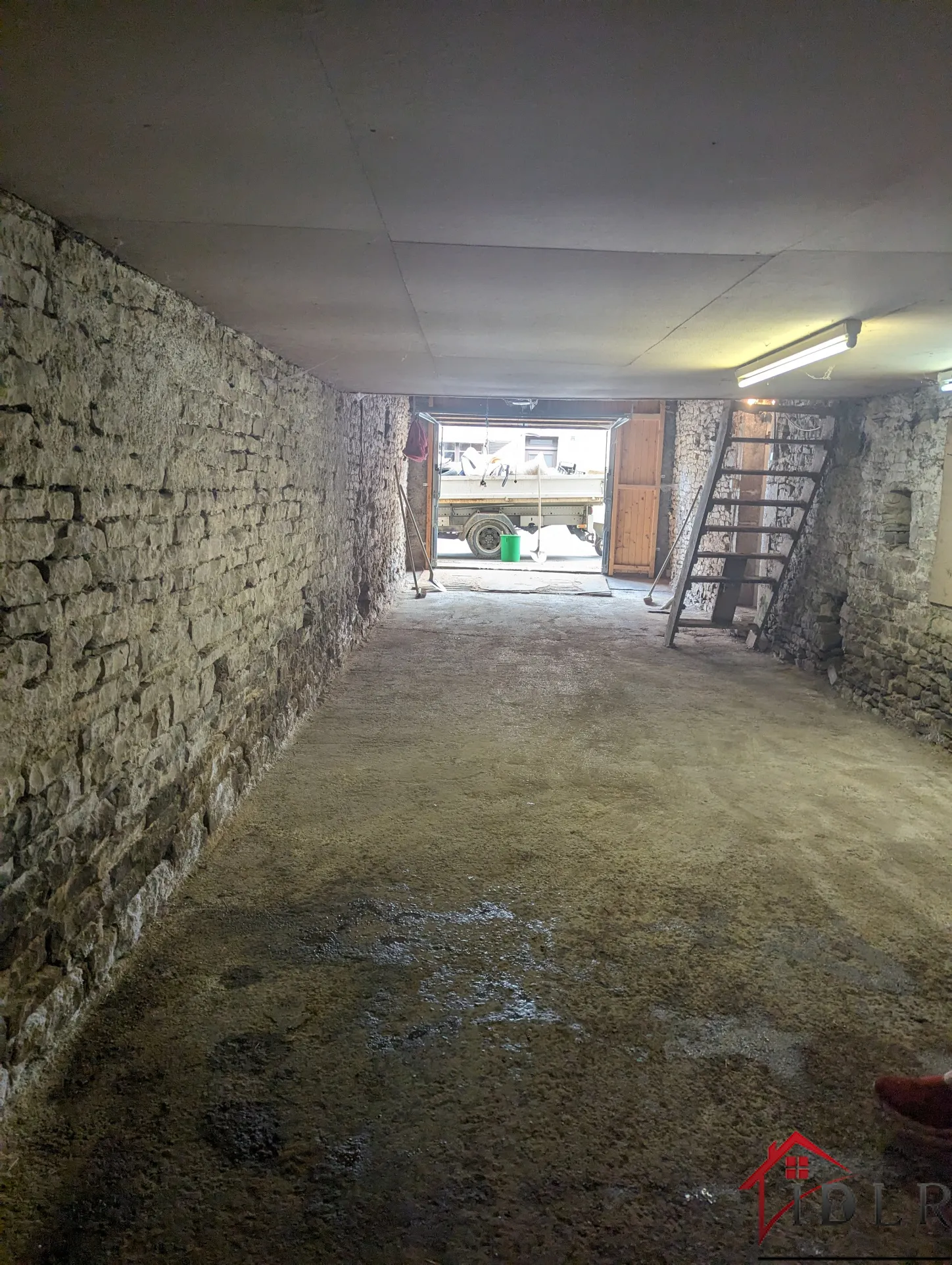 Maison de caractère à vendre à Gy (70) avec grand garage 