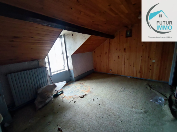 Maison Mitoyenne de 120m² à Bart - Grand Potentiel de Transformation 