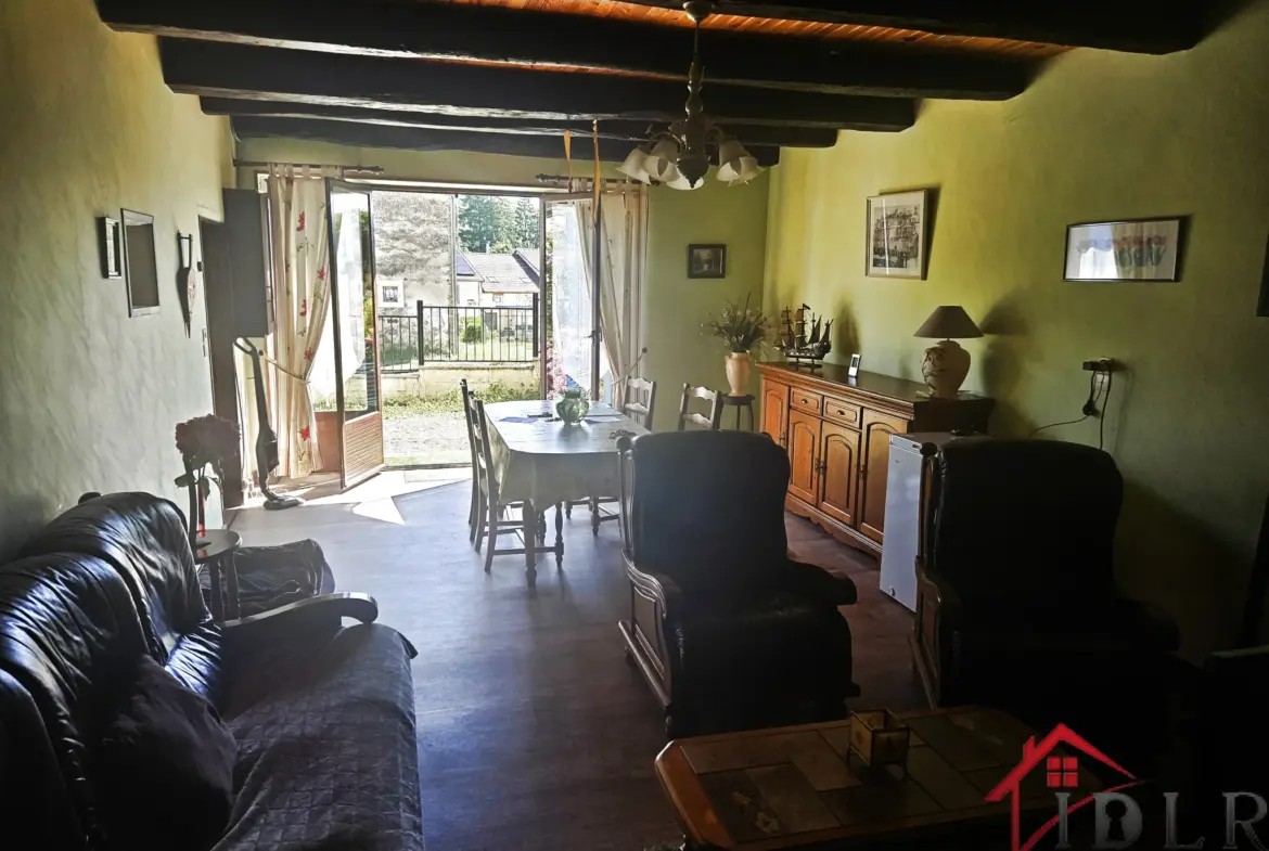 Maison spacieuse de 130 m2 à Arbigny sous Varenne 