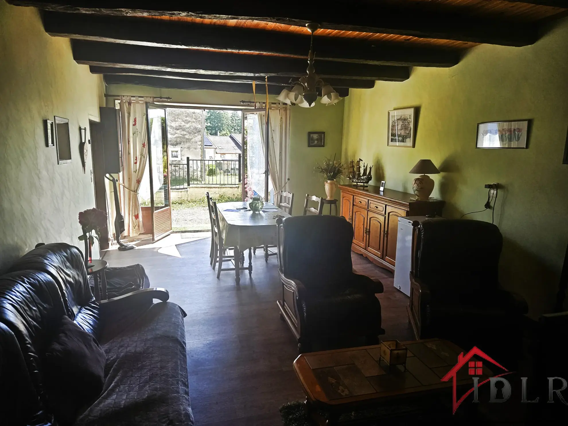 Maison spacieuse de 130 m2 à Arbigny sous Varenne 