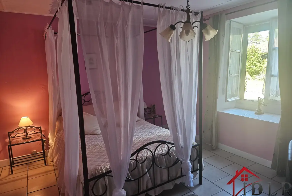 Maison spacieuse de 130 m2 à Arbigny sous Varenne 