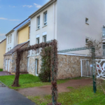 Appartement T3 avec balcon et stationnement à Douvres la Délivrande