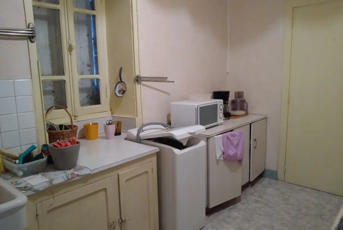 Maison de Bourg de 112,13 m² à Restaurer à St Aubin du Désert 