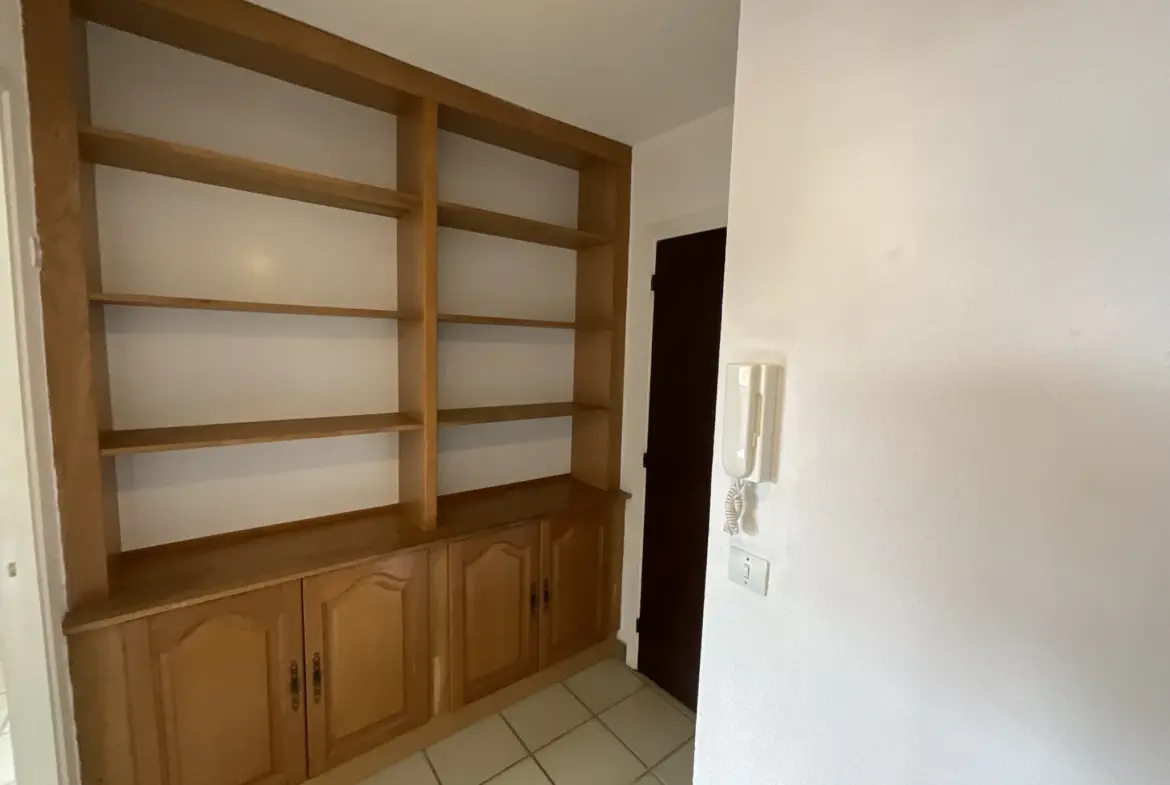 Appartement 2 pièces avec vue mer à Villeneuve Loubet 