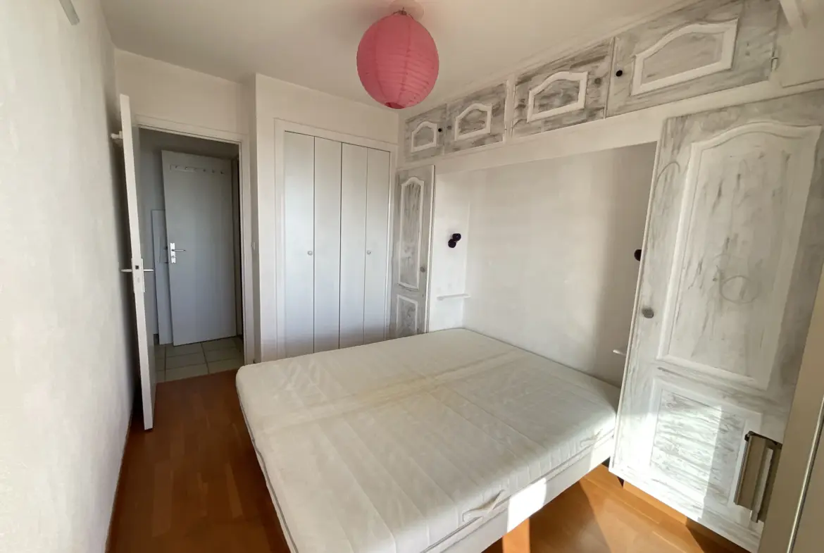 Appartement 2 pièces avec vue mer à Villeneuve Loubet 