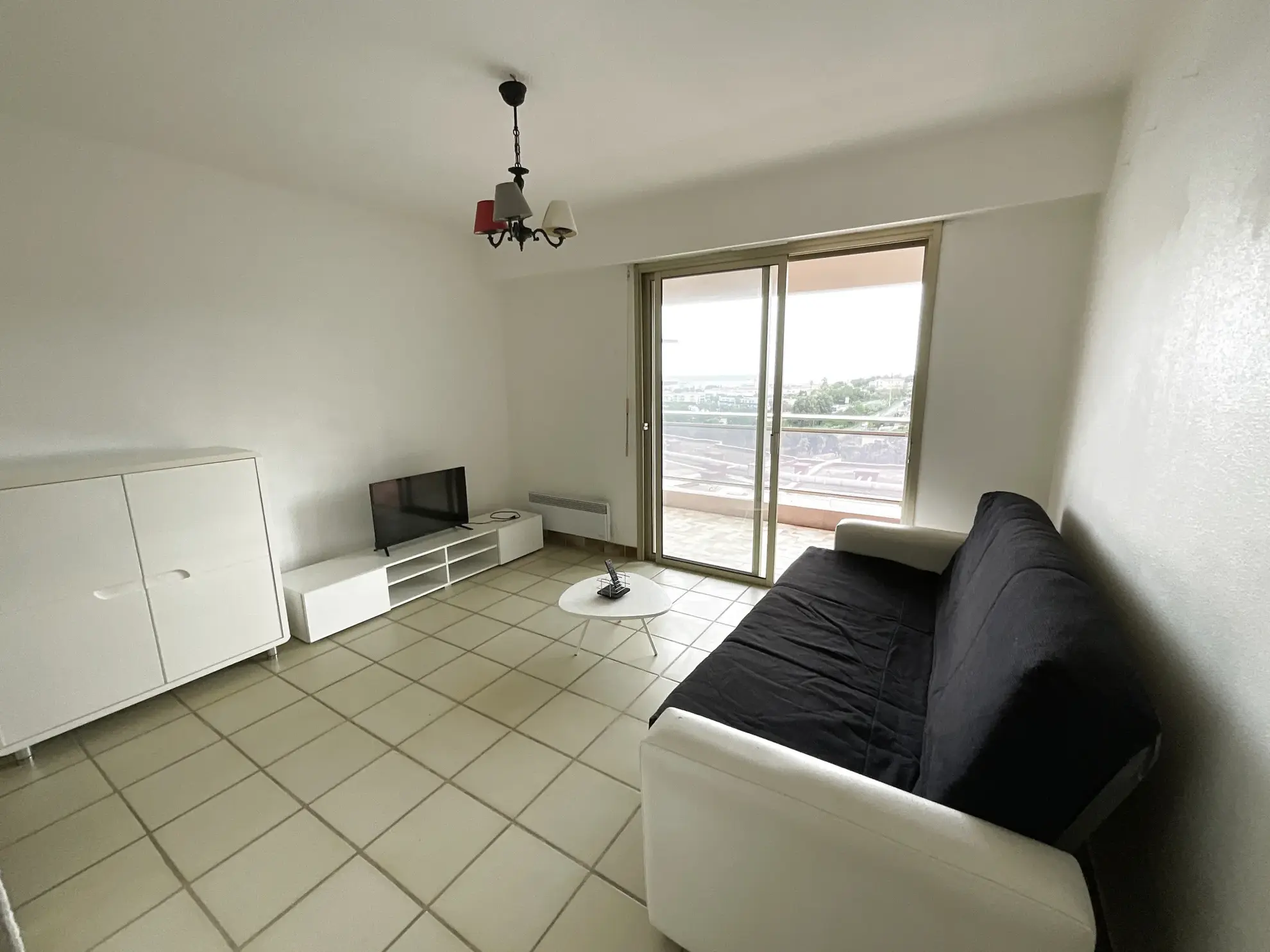 Appartement 2 pièces avec vue mer à Villeneuve Loubet 