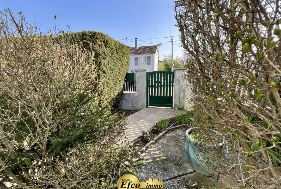 Maison mitoyenne 6 pièces à Pfastatt avec jardin et garage 