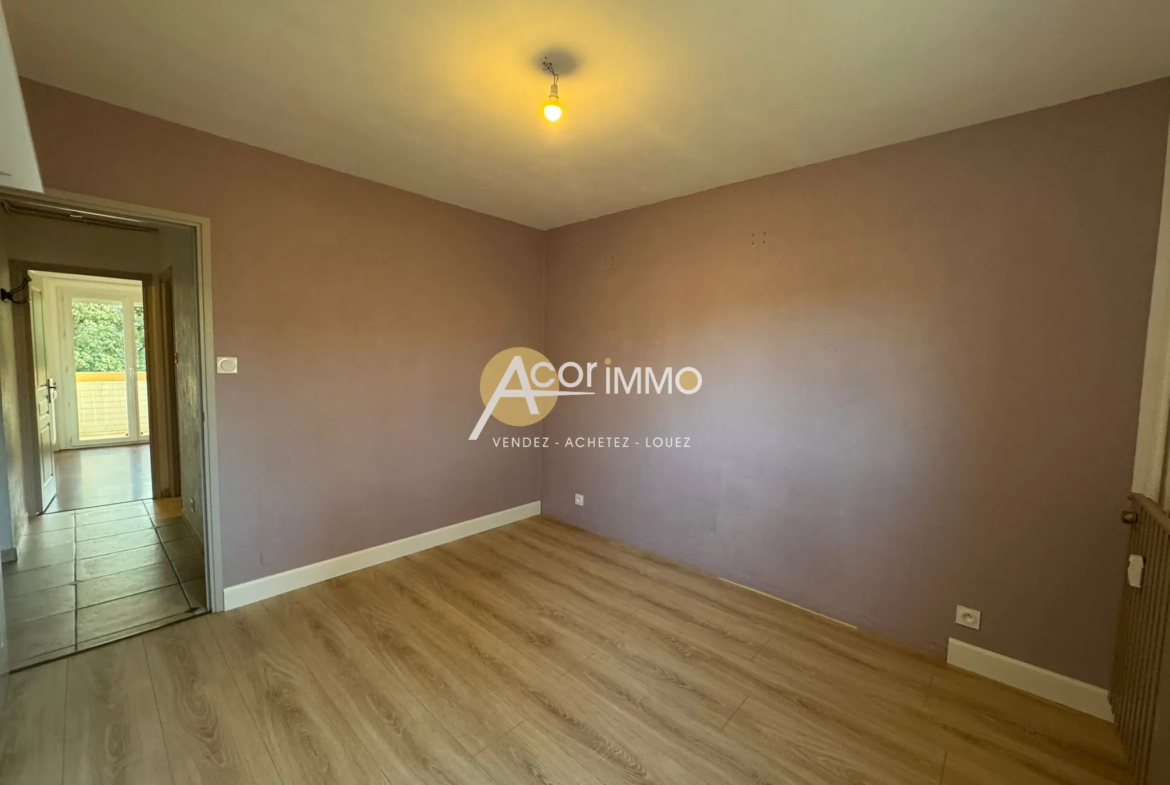 Appartement lumineux 68m² à Sanary sur mer avec cave et parking 