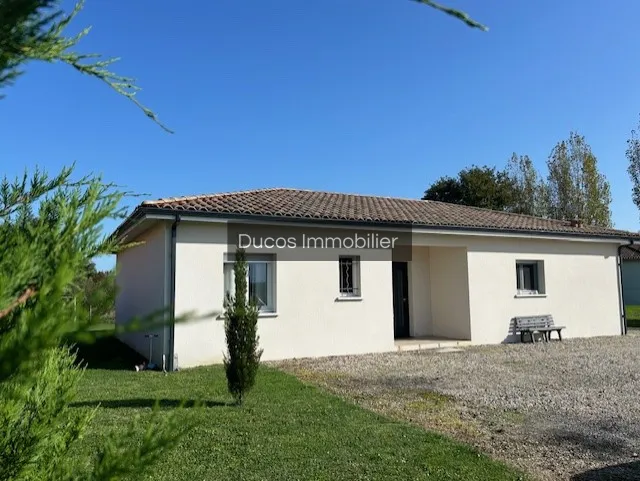 Maison récente sur l'axe Marmande Tonneins à St Pardoux du Breuil 