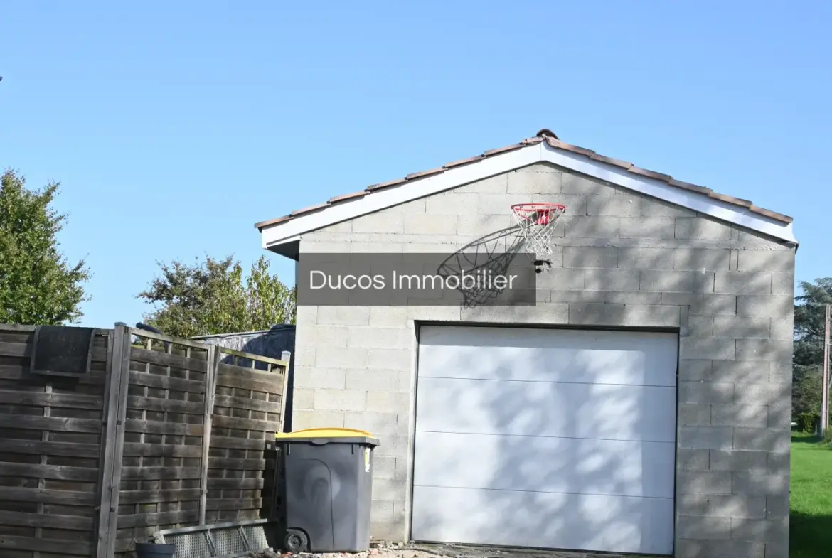 Maison récente sur l'axe Marmande Tonneins à St Pardoux du Breuil 