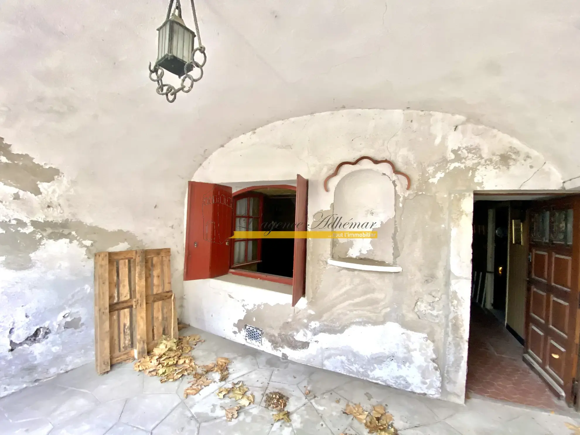 Maison de village à rénover à Espeluche - 234 000 € 