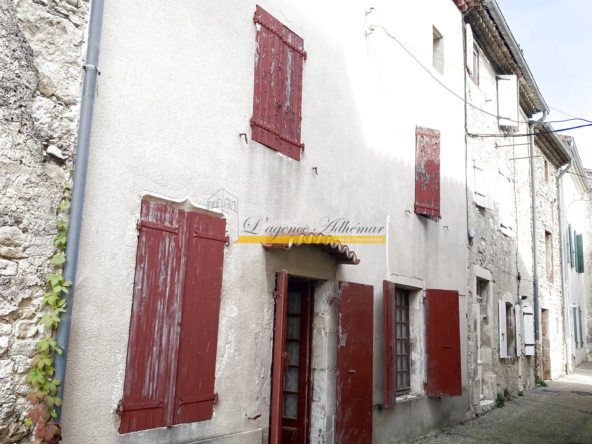 Maison de village à rénover à Espeluche - 234 000 €