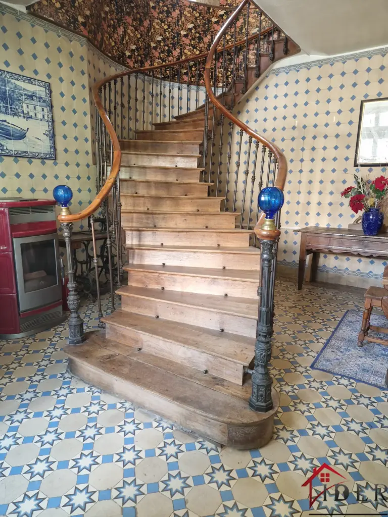 Maison de maître de 211 m² à Bourbonne-les-Bains