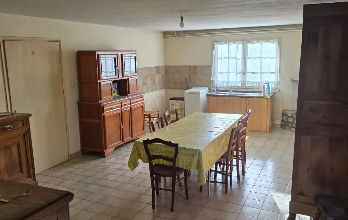 À vendre : Maison spacieuse de 118 m² à Thiré avec jardin 
