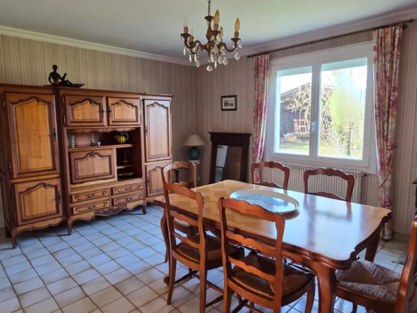 À vendre : Maison spacieuse de 118 m² à Thiré avec jardin 