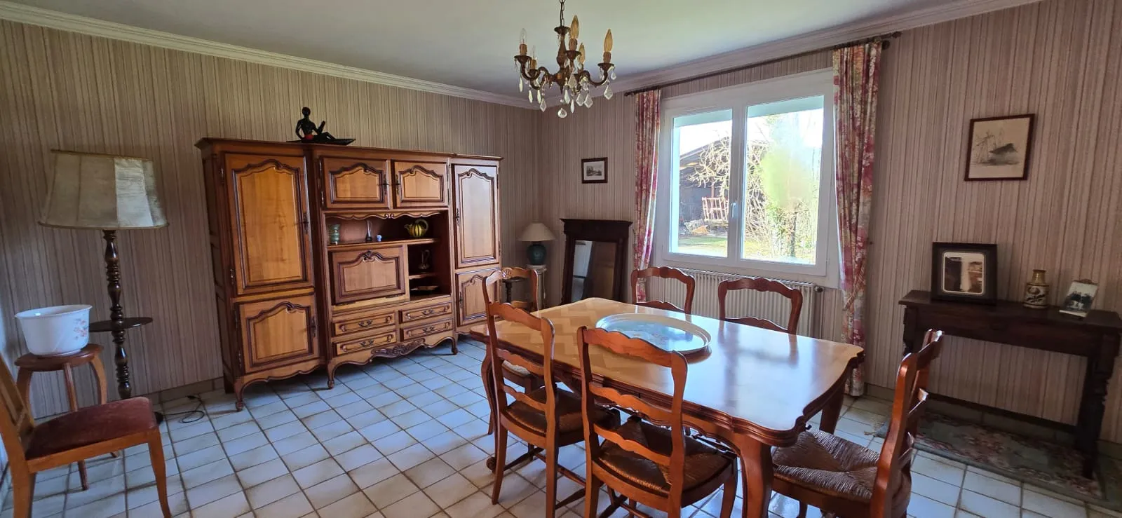 À vendre : Maison spacieuse de 118 m² à Thiré avec jardin 