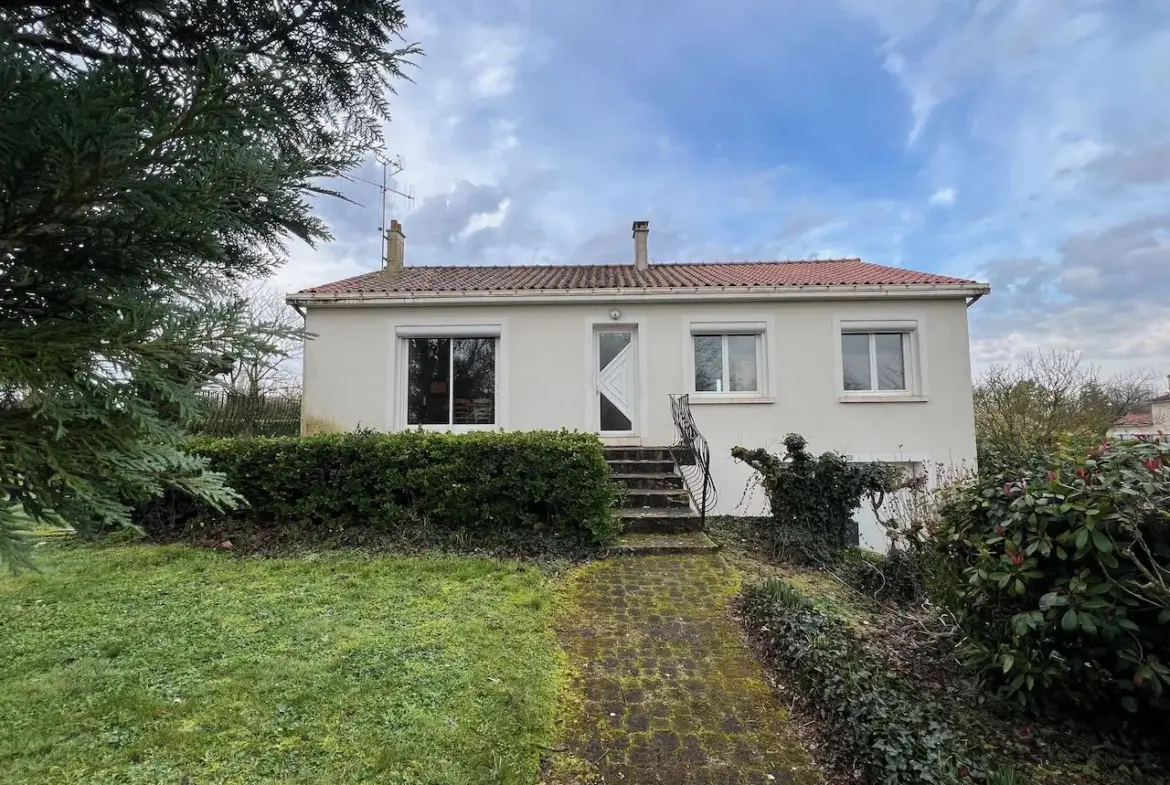 À vendre : Maison spacieuse de 118 m² à Thiré avec jardin 