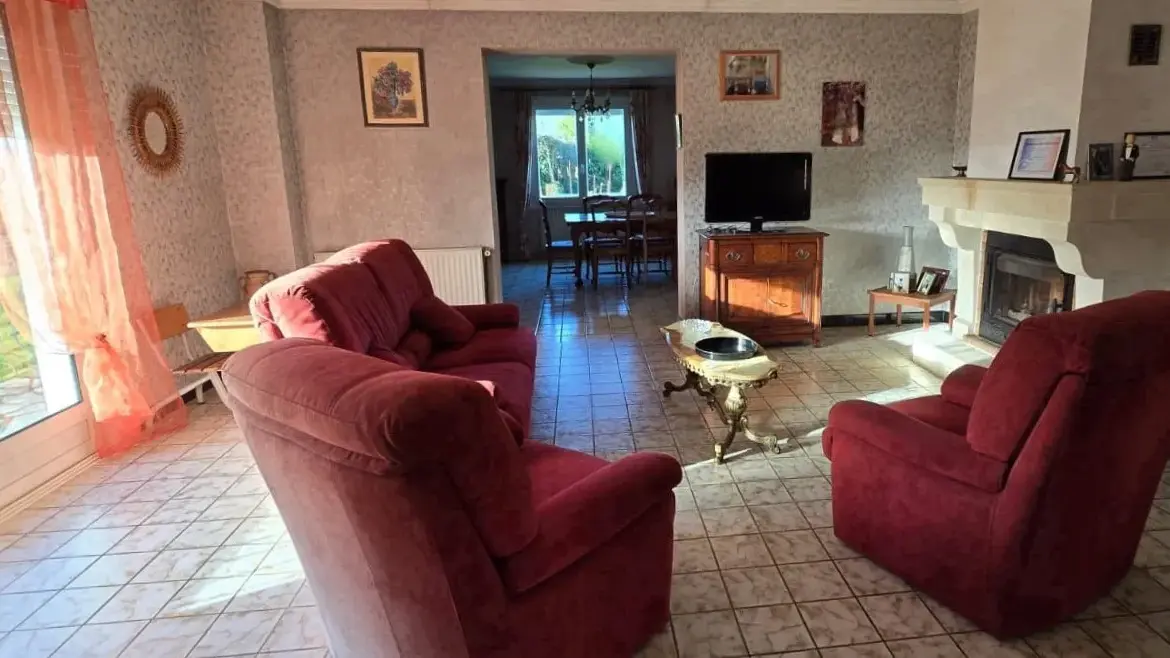 À vendre : Maison spacieuse de 118 m² à Thiré avec jardin 