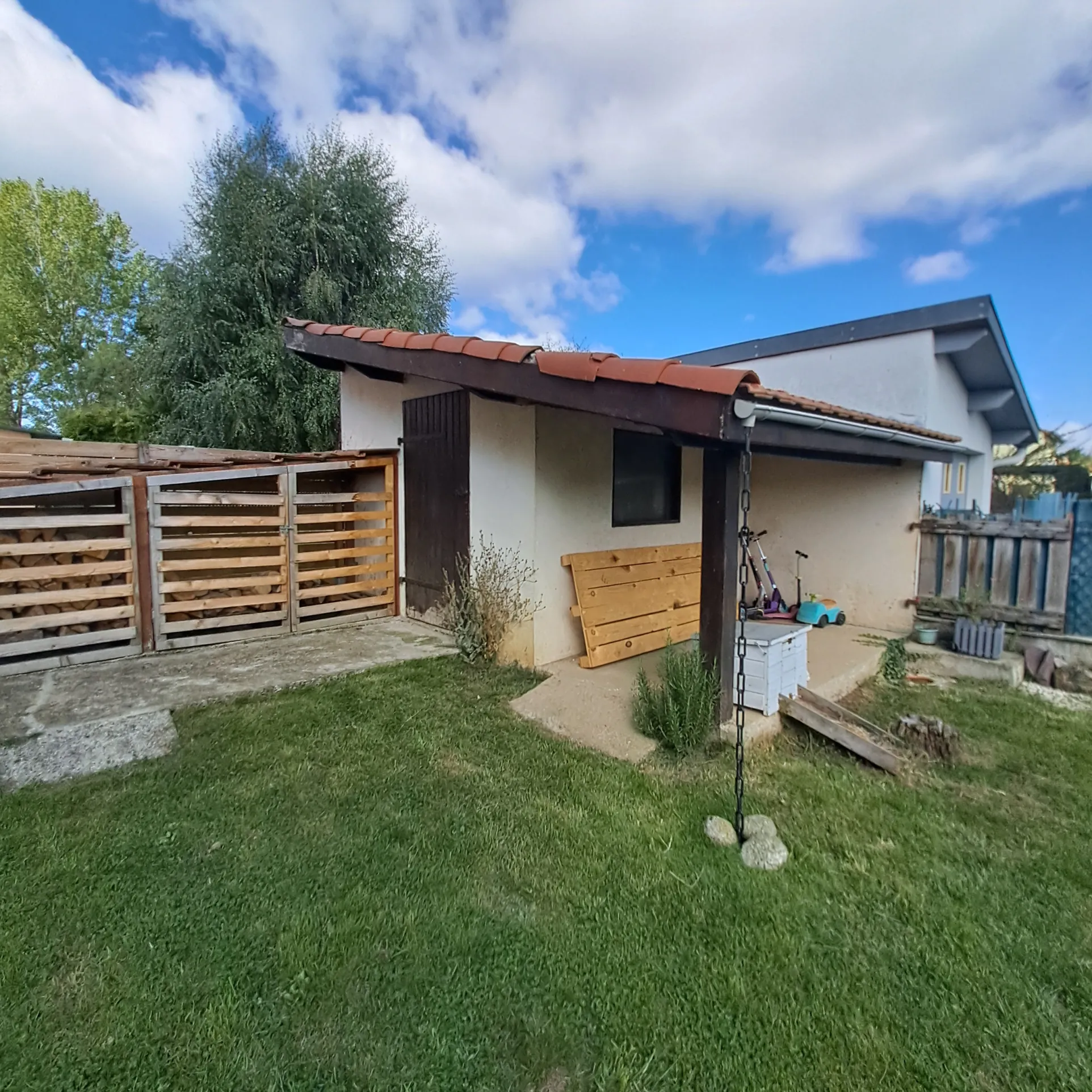 Maison familiale avec jardin à Odos 