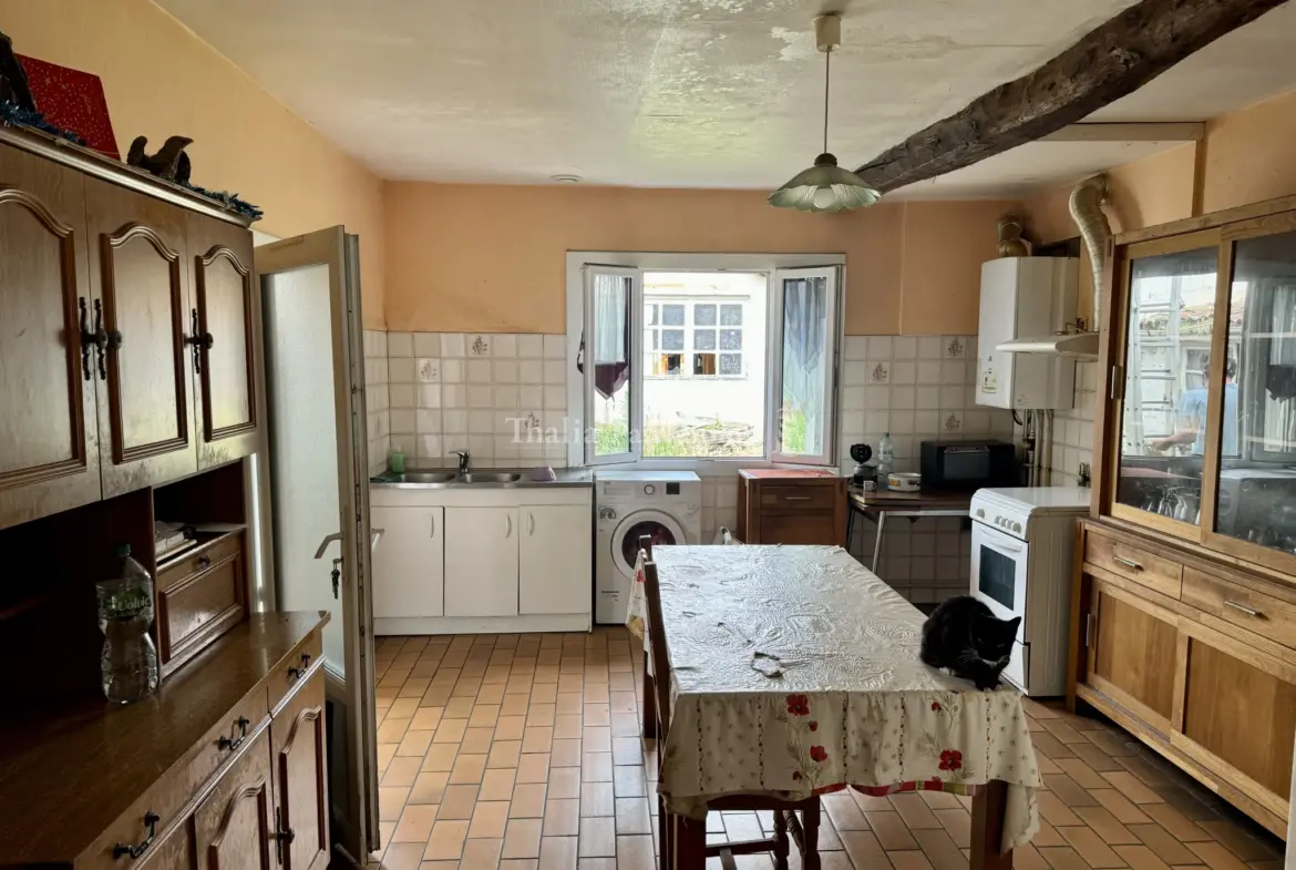 Immeuble de rapport à Bergerac avec dépendance et garage 