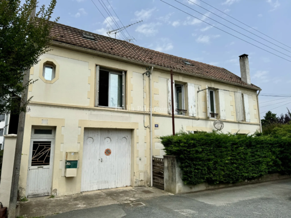 Immeuble de rapport à Bergerac avec dépendance et garage