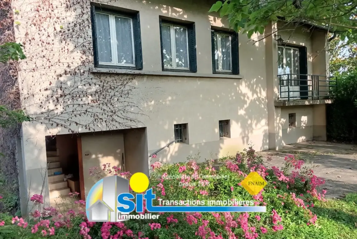 Maison à vendre à Chonas l'Amballan - 82 m² avec jardin 