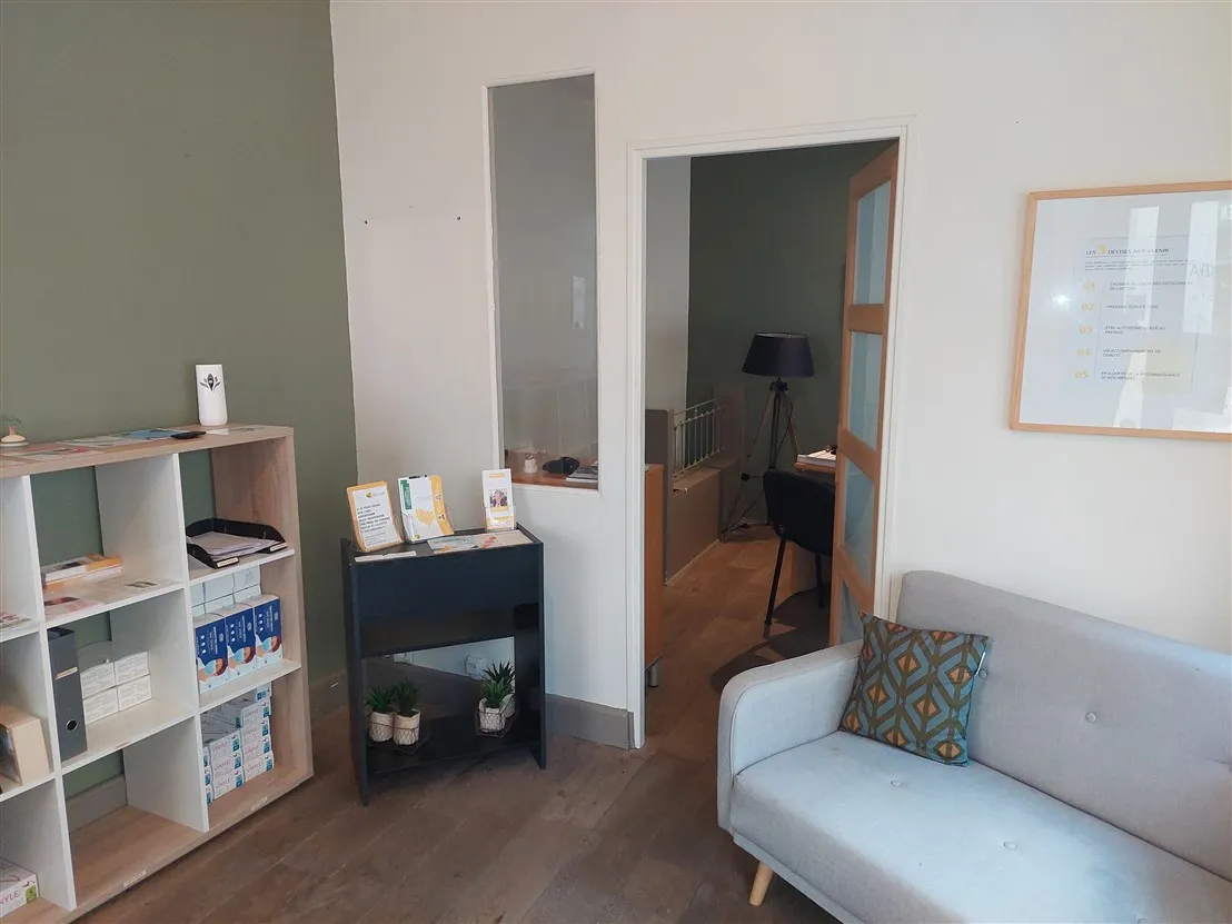 Local commercial et appartement T3 à vendre à Langon 