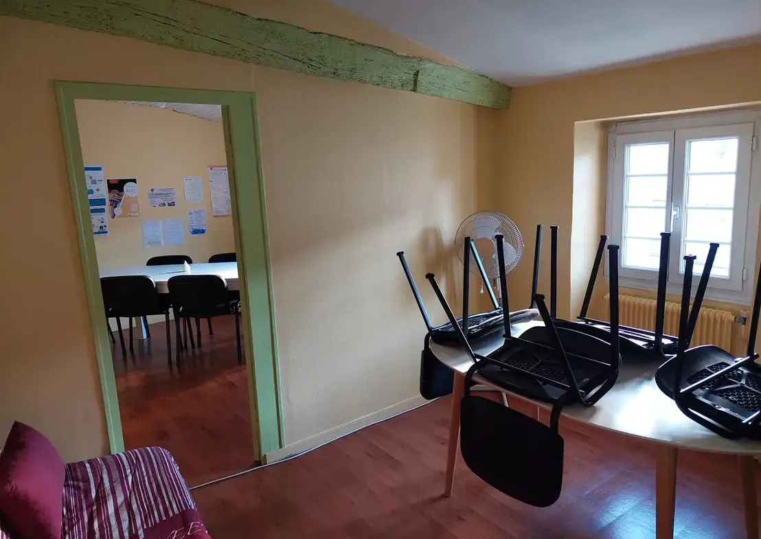 Local commercial et appartement T3 à vendre à Langon 
