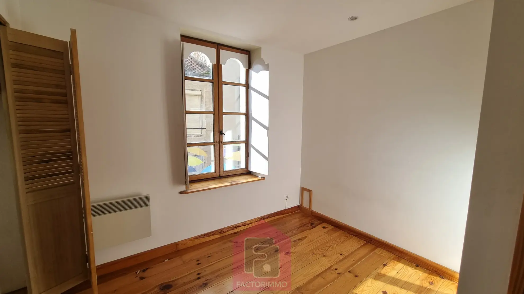 À vendre : Maison en pierre rénovée à Puy l'Eveque 