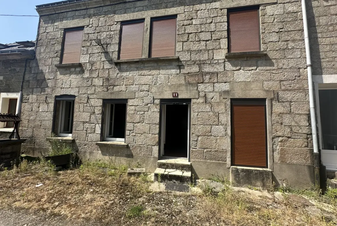 Maison de bourg à vendre à Guenin - 4 chambres 