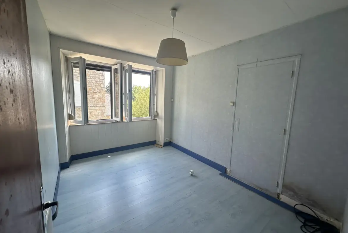 Maison de bourg à vendre à Guenin - 4 chambres 