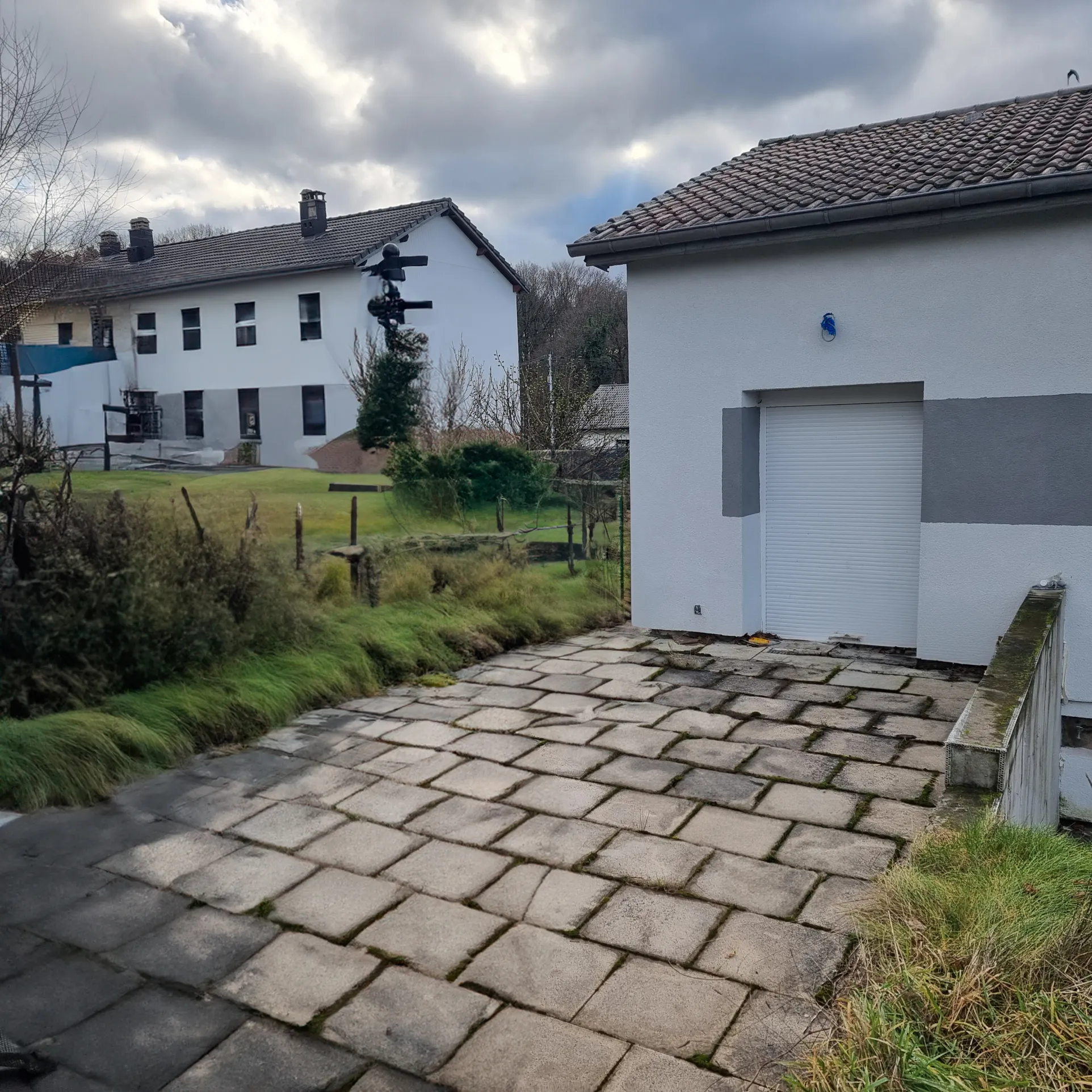 Maison familiale avec jardin et sous-sol à Creutzwald 
