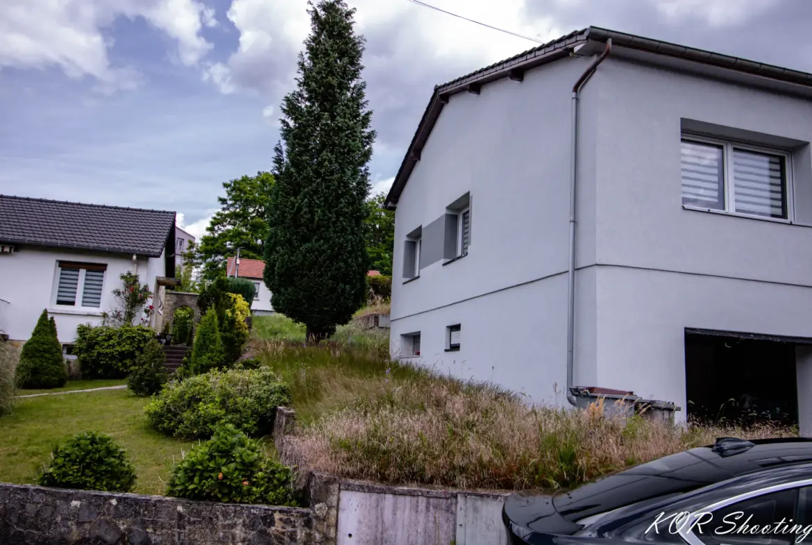 Maison familiale avec jardin et sous-sol à Creutzwald 