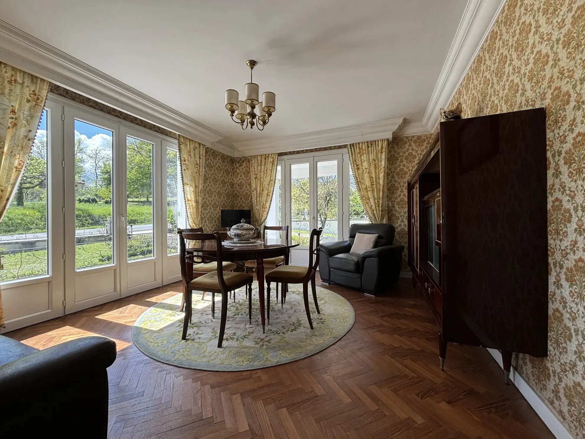 Charmante maison des années 70 à Chancelade 