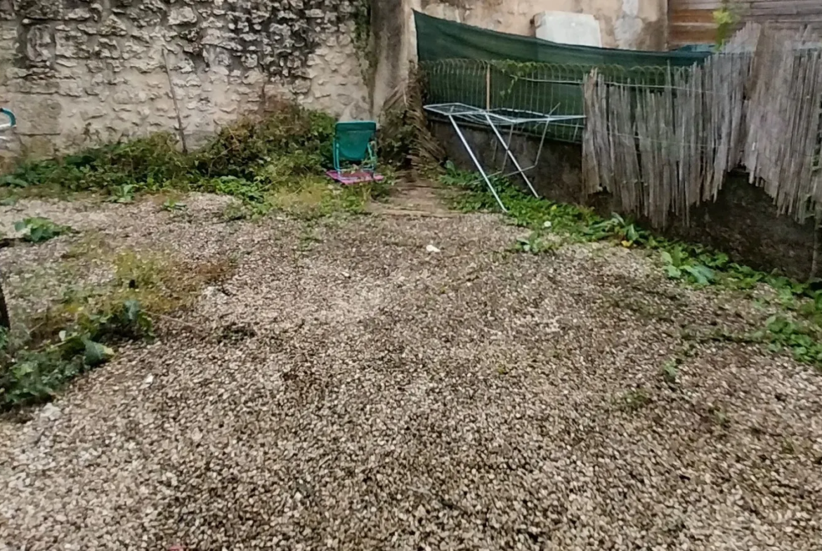 Charmant studio de 20m2 à vendre à Périgueux 
