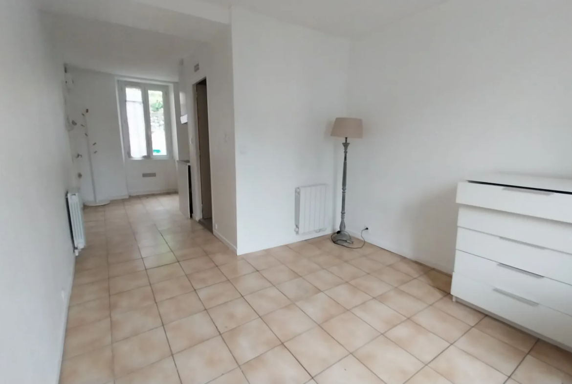 Charmant studio de 20m2 à vendre à Périgueux 