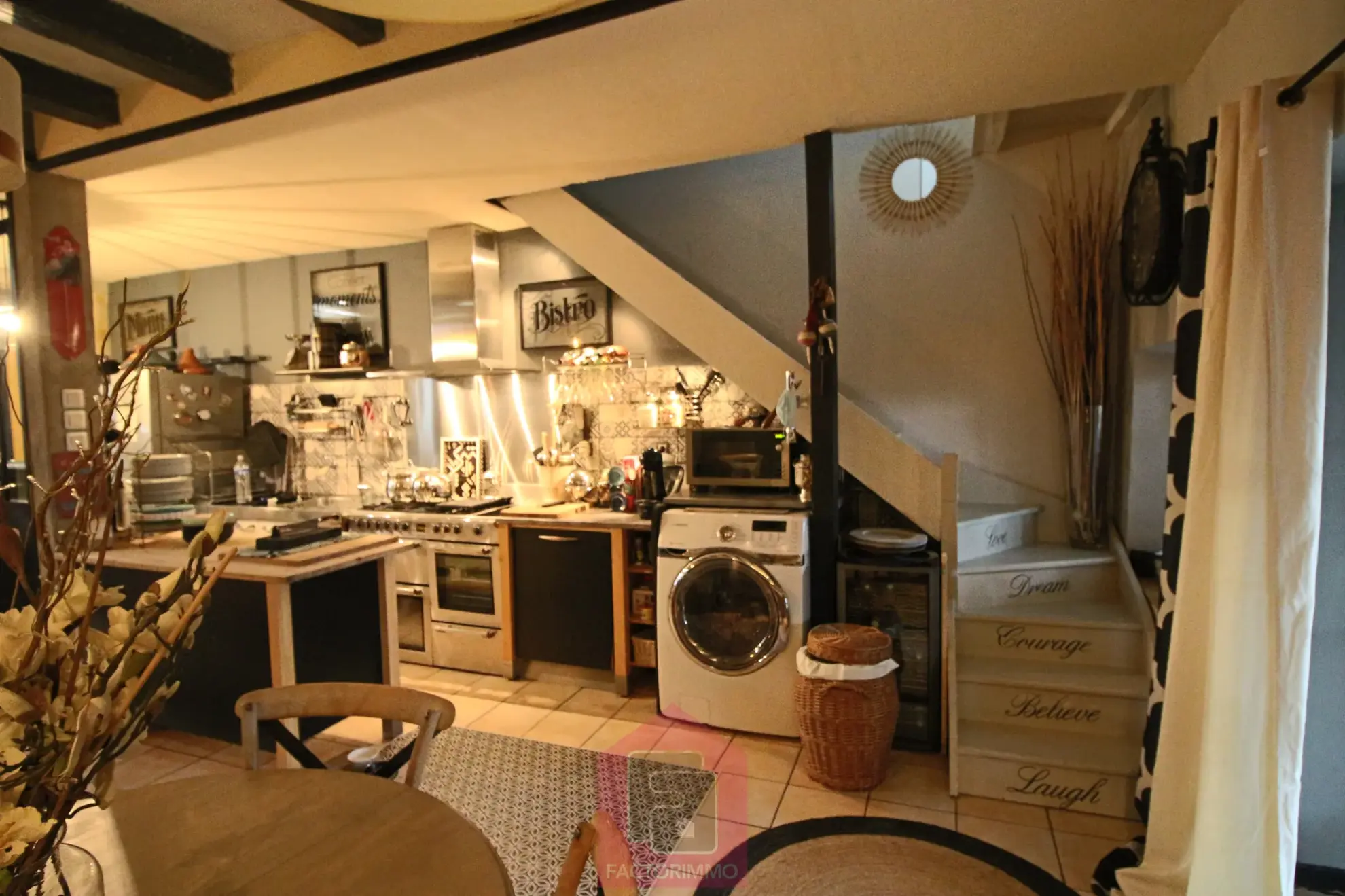Maison rénovée de 85 m² à Puy l'Évêque 