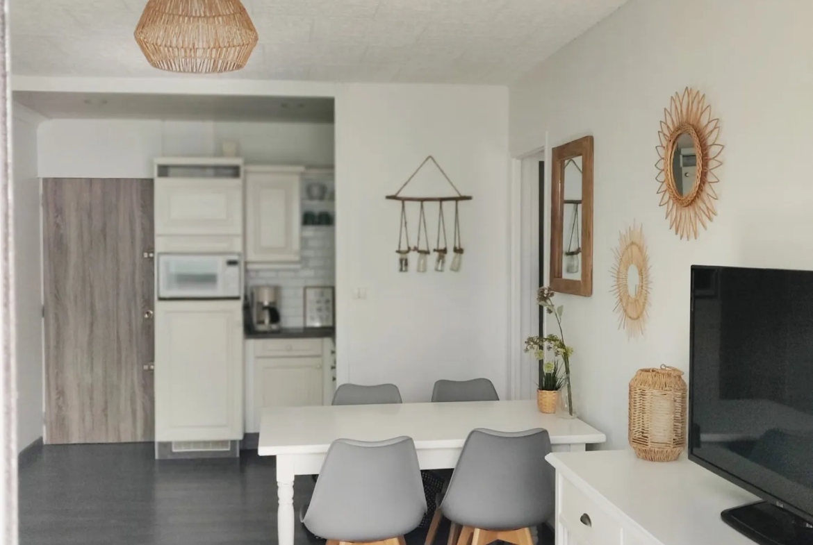 À vendre : Bel appartement de type 2 avec vue sur la mer à St Hilaire de Riez 