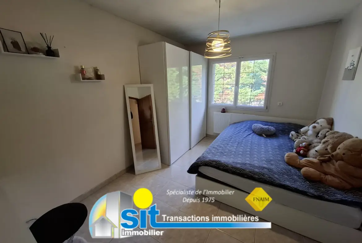 À vendre : Maison spacieuse de 136 m² à CHANAS 