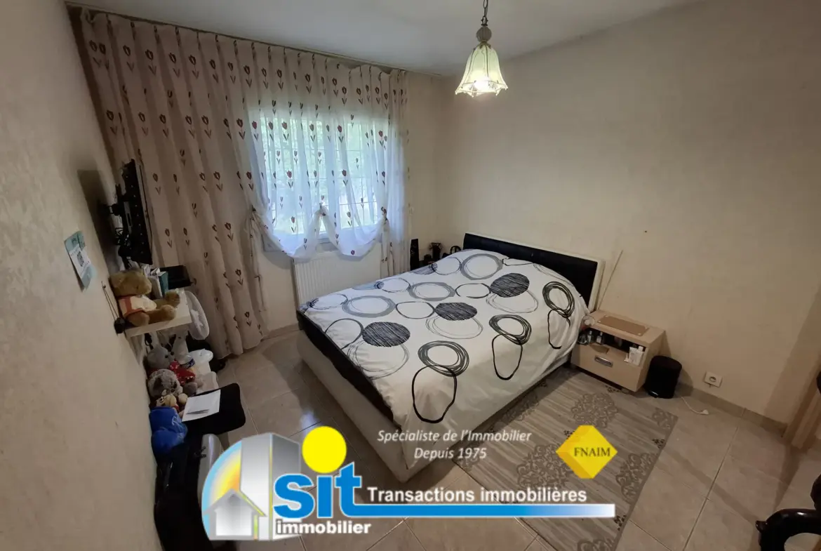 À vendre : Maison spacieuse de 136 m² à CHANAS 