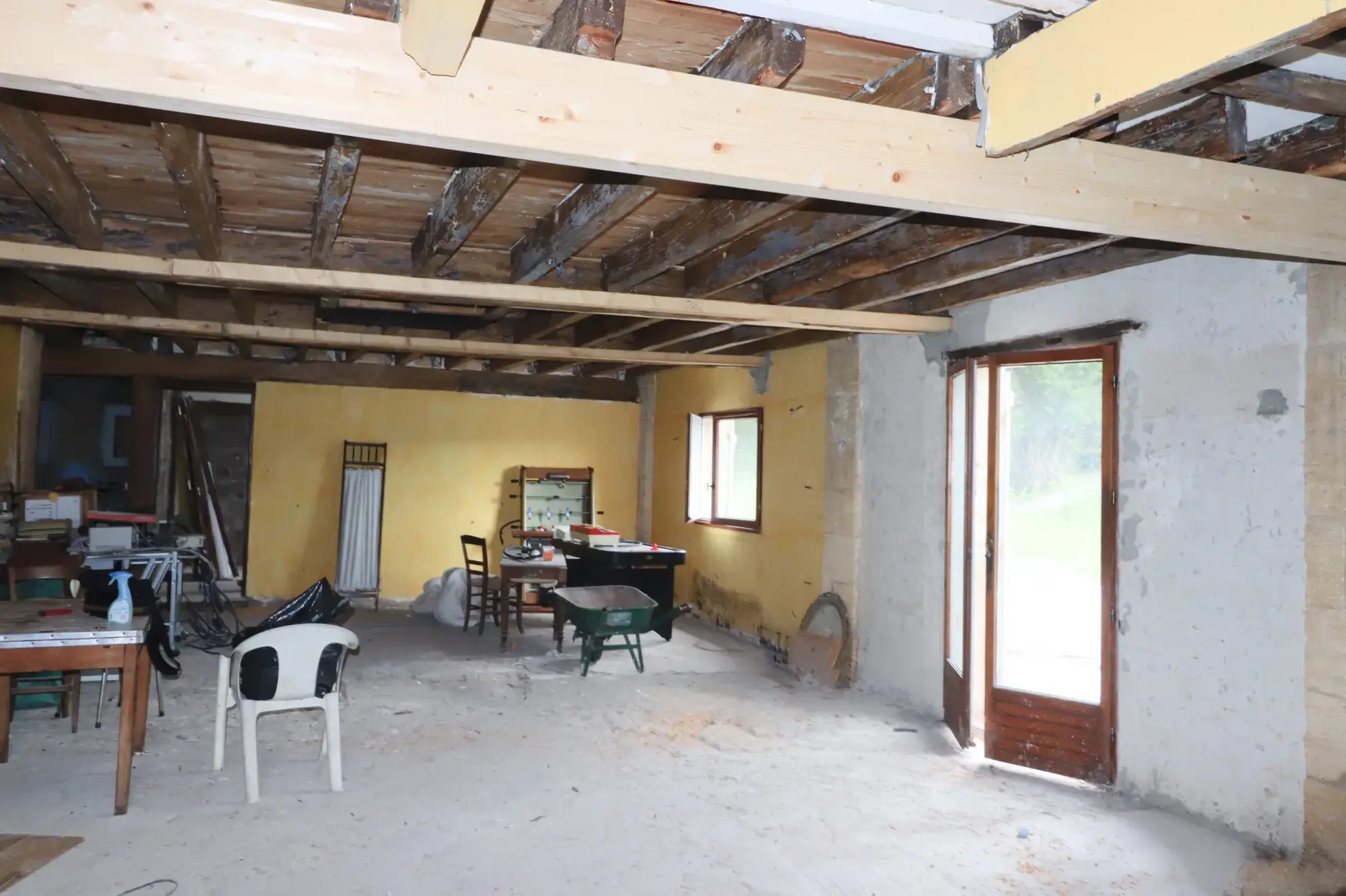 Maison à rénover à Saint-Ciers-du-Taillon 