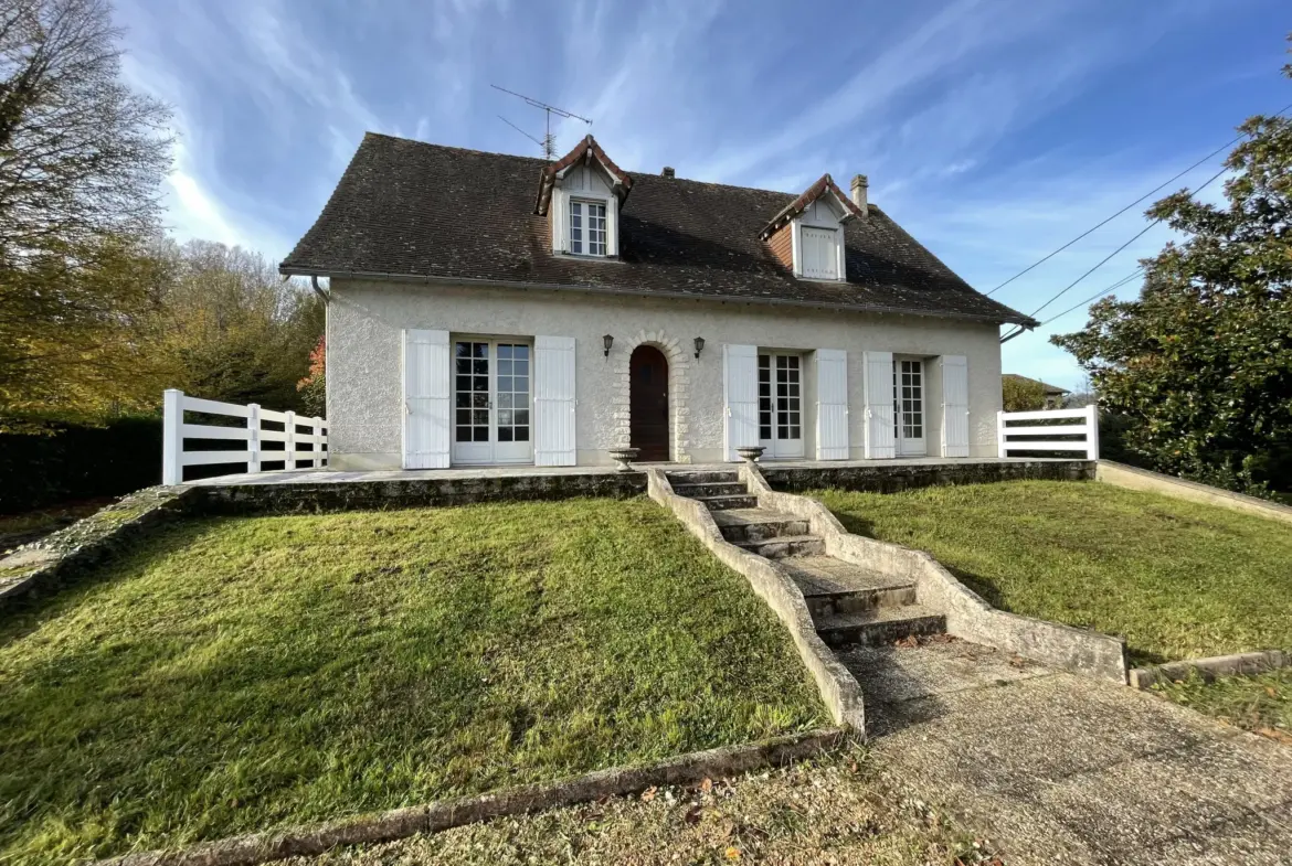 Maison 4 chambres sur sous-sol à Trelissac 