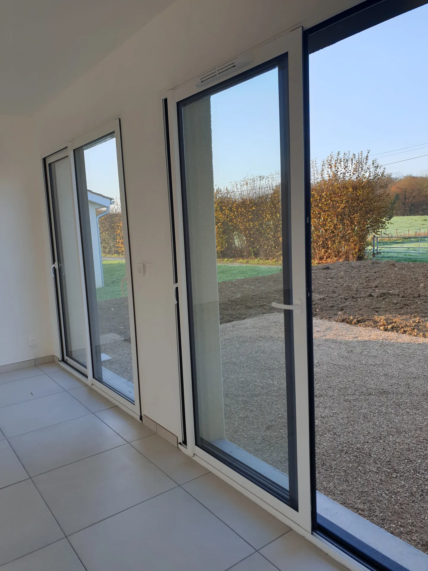 Maison neuve à Dompierre sur Veyle avec 3 chambres et jardin 