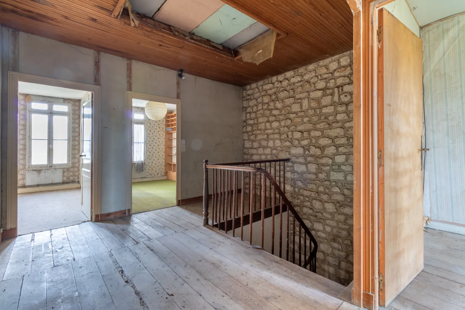 Maison de caractère à Saint-Savinien avec jardin de 800 m² 