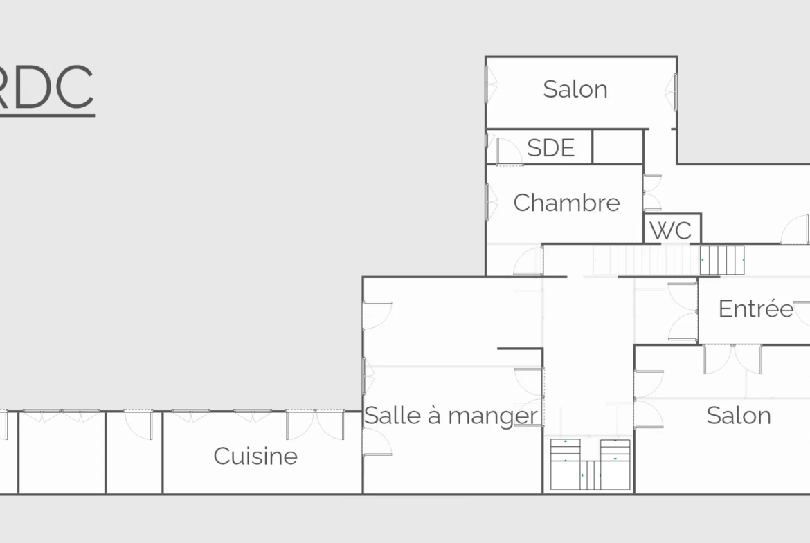 Maison de caractère à Saint-Savinien avec jardin de 800 m² 